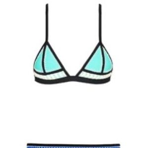 Triangl bikini top